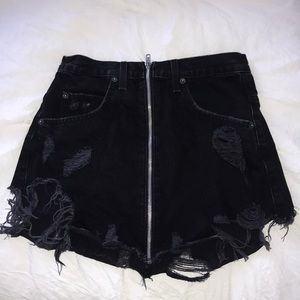 Lf black zip up skirt